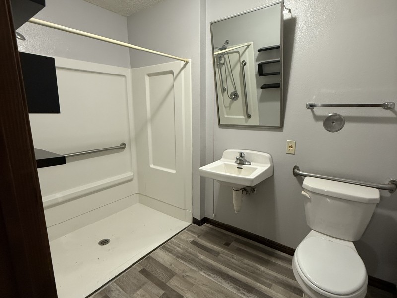502 Handicapped Unit Bathroom